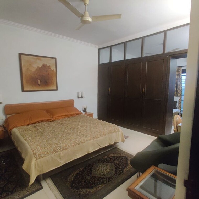 Bedroom, jangpura 2 Bedroom 200 Sq.Yd. Apartment In Jangpura Delhi 10060898