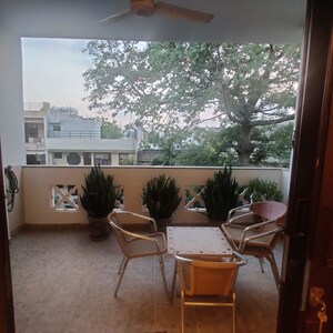  2 BHK Apartment at Jangpura – for Rent