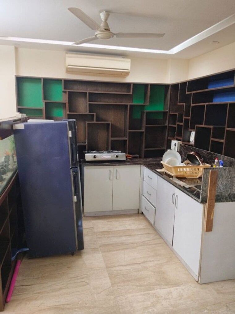 Team Area, greater kailash i 1 Bedroom 900 Sq.Ft. Apartment In Greater Kailash I Delhi 10060903