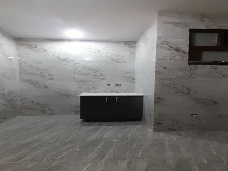 Washroom, sai-kunj-new-palam-vihar 3 Bedroom 1000 Sq.Ft. Builder Floor In New Palam Vihar Phase 3 Gurgaon 10060906