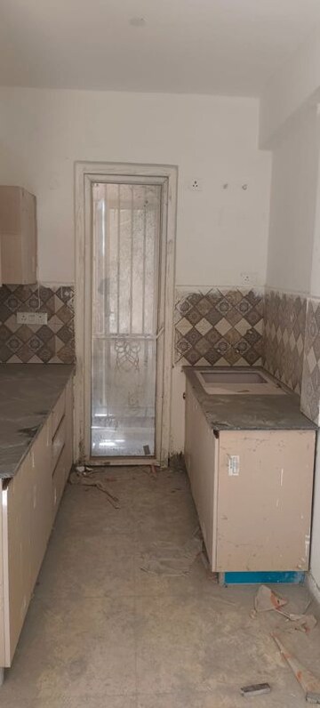 Bathroom in 3 BHK Apartment at Signature Global Park 4 and 5, Sohna Sector 36 – for Sale