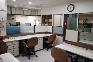  Office Space For Rent in Chowringhee