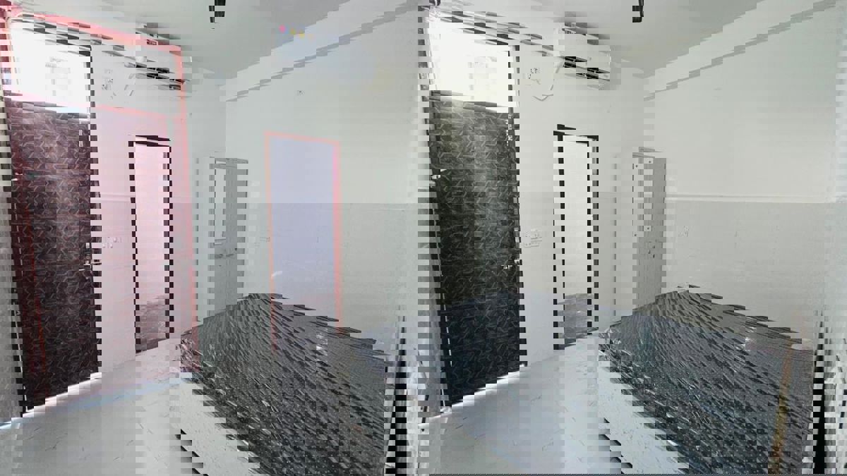 3 BHK 2200 Sq.Ft. Apartment in Saya Villa