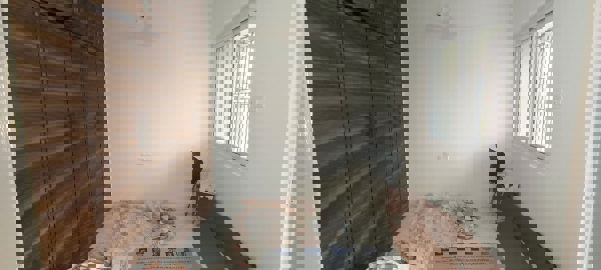 1 BHK 450 Sq.Ft. Apartment in Tulsidham Complex