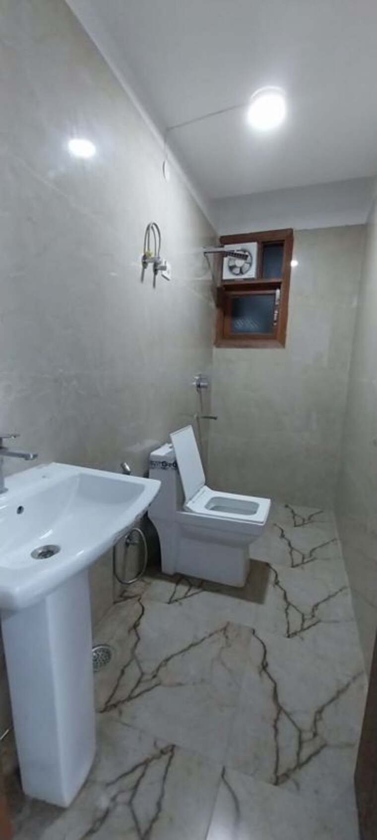 Bathroom, neb sarai 2 Bedroom 900 Sq.Ft. Builder Floor In Neb Sarai Delhi 10061122