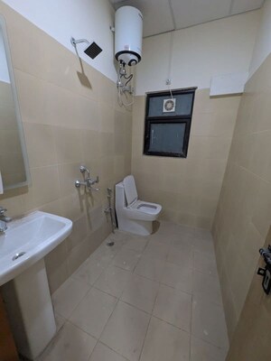 Bathroom in 2 BHK Builder Floor at Sushant Lok 2, Sector 57 – for Rent