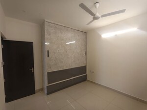 Room in 3 BHK Apartment at EIPL Corner Stone, Gandipet – for Rent