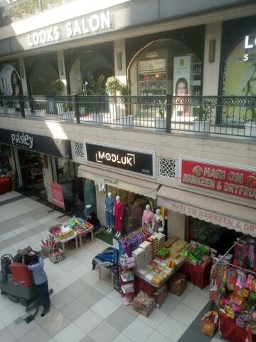  Shop For Sale in AIPL Joy Street, Sector 66