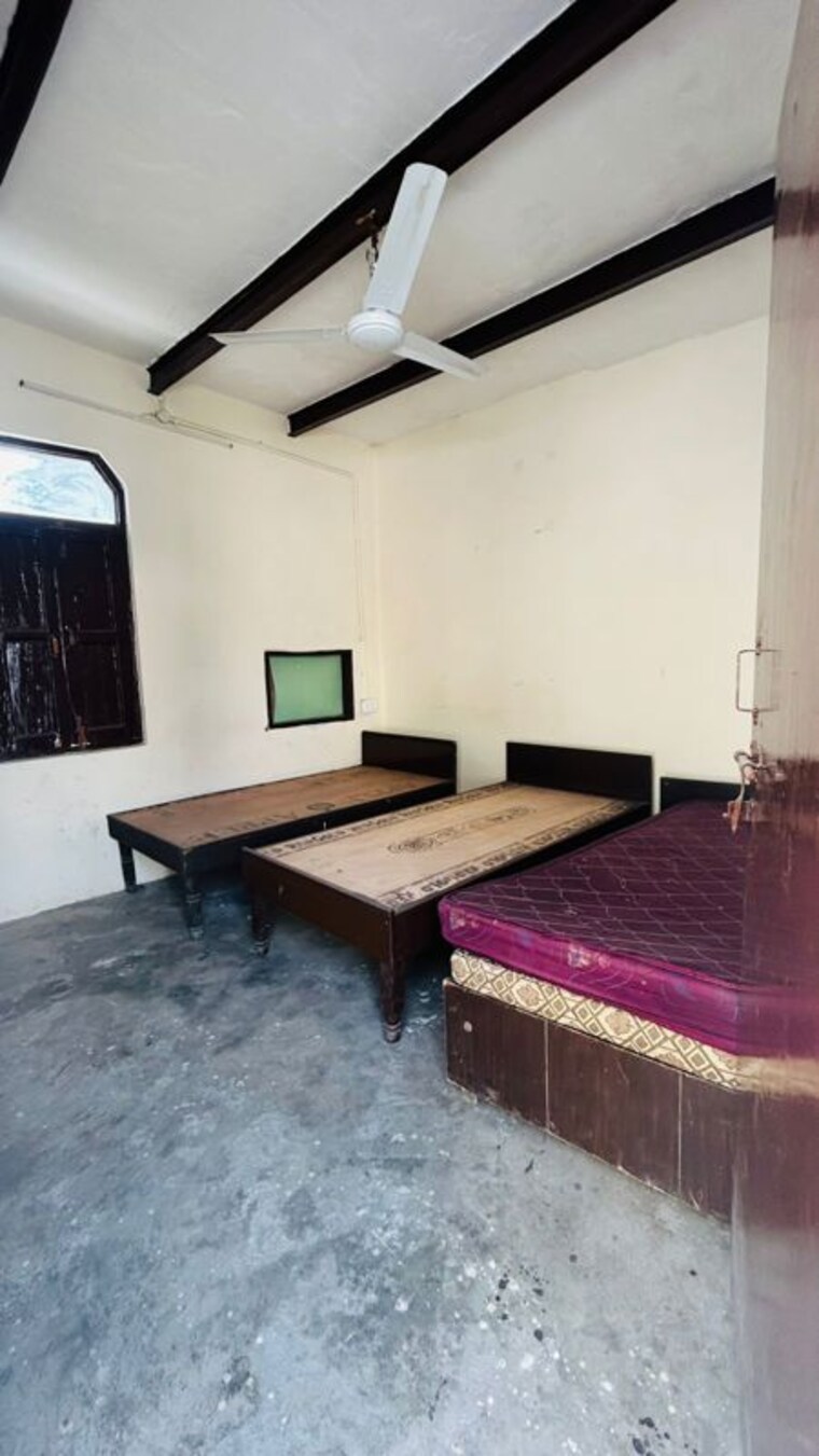 Bedroom, sector 23 1 RK 439 Sq.Ft. Builder Floor In Sector 23 Gurgaon 10061535