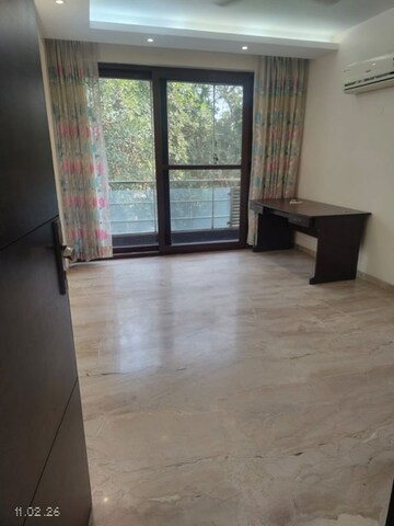 Room in 3 BHK Builder Floor at Jangpura – for Rent