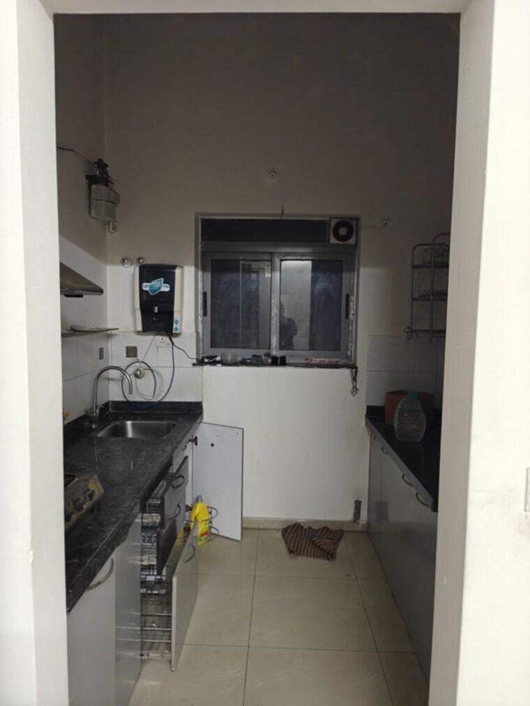 Master Bedroom, amanora-future-towers 1.5 Bedroom 750 Sq.Ft. Apartment In Hadapsar Pune 10061642