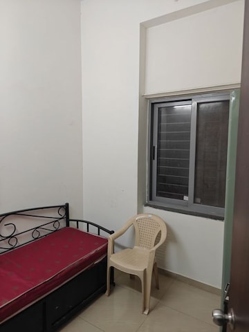 Bathroom in 1.5 BHK Apartment at Amanora Future Towers, Hadapsar – for Rent