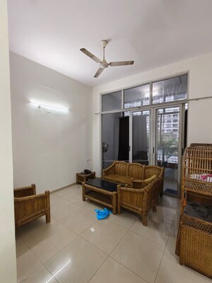 Living Room in 1.5 BHK Apartment at Amanora Future Towers, Hadapsar – for Rent