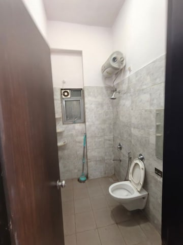 Bathroom in 1.5 BHK Apartment at Amanora Future Towers, Hadapsar – for Rent