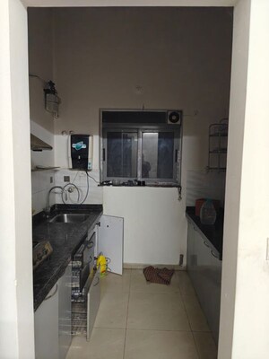 Master Bedroom in 1.5 BHK Apartment at Amanora Future Towers, Hadapsar – for Rent