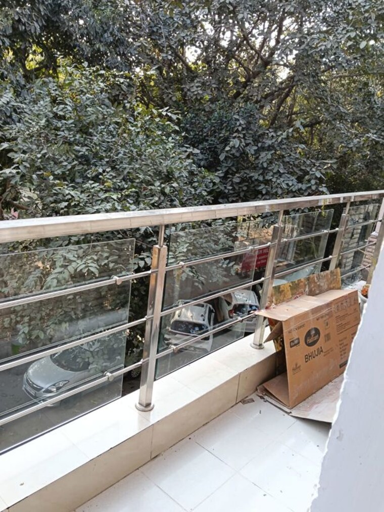 Balcony, kailash hills 3 Bedroom 1114 Sq.Ft. Builder Floor In Kailash Hills Delhi 10061361