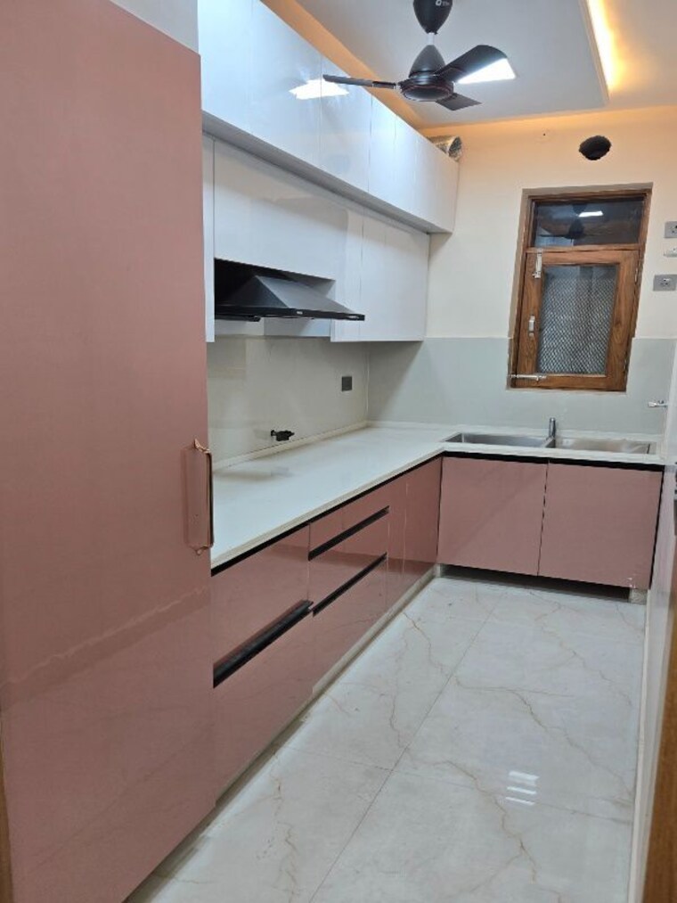 Kitchen, panchkula urban estate 4 Bedroom 3280 Sq.Ft. Builder Floor In Panchkula Urban Estate Panchkula 10061465