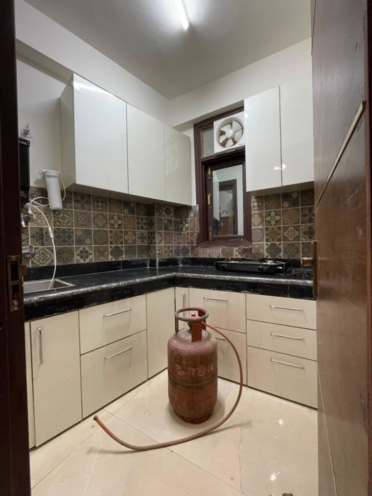 Kitchen, chattarpur 1 RK 400 Sq.Ft. Builder Floor In Chattarpur Delhi 10061812