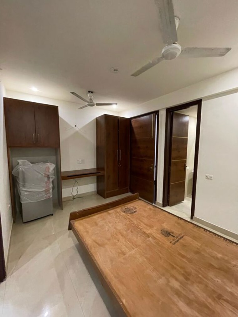 Room, chattarpur 1 RK 400 Sq.Ft. Builder Floor In Chattarpur Delhi 10061812
