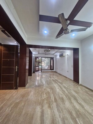 Room in 3 BHK Builder Floor at Kalkaji – for Rent