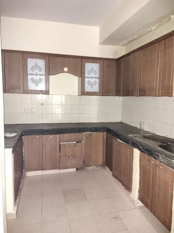 Kitchen in 2 BHK Apartment at Omaxe Heights, Sector 86 – for Rent