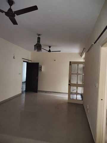 Building Lobby in 2 BHK Apartment at Omaxe Heights, Sector 86 – for Rent