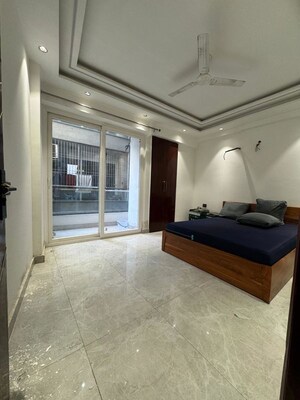 Master Bedroom in 3 BHK Builder Floor at Palm Residency Chhatarpur, Chattarpur – for Rent