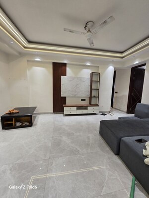 Living Room in 3 BHK Builder Floor at Palm Residency Chhatarpur, Chattarpur – for Rent