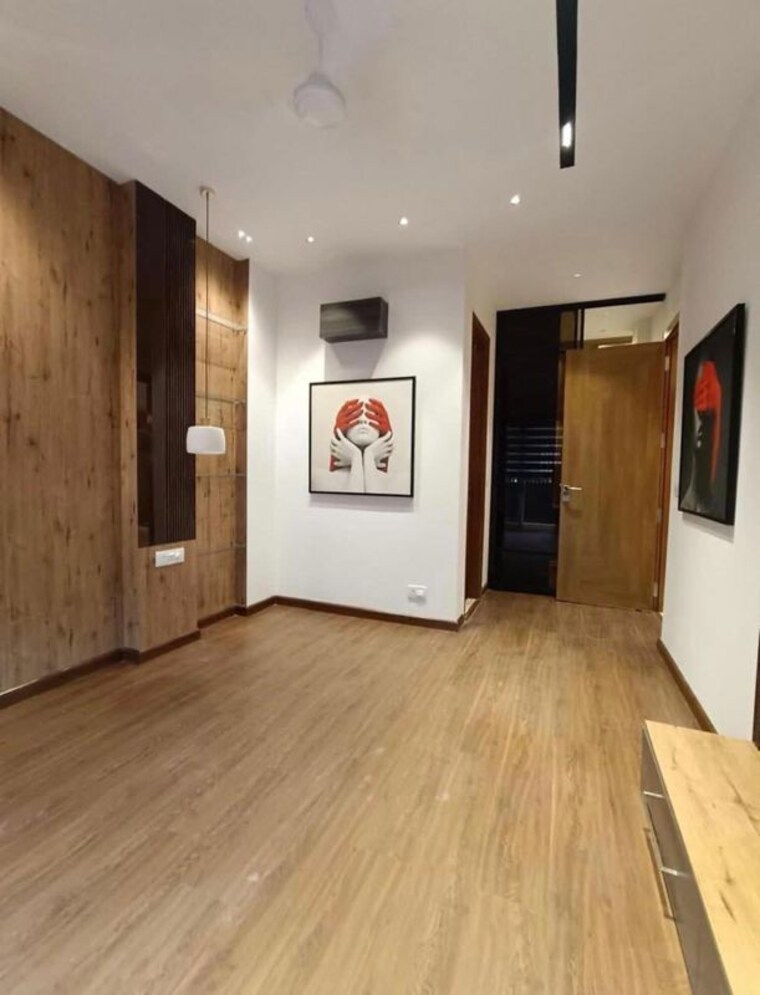 Room, dlf-cyber-park 2 Bedroom 1280 Sq.Ft. Apartment In Sector 20 Gurgaon 10062027