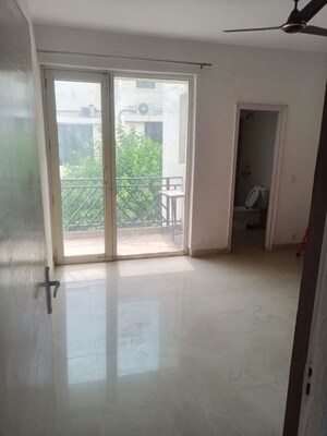 Room in 3 BHK Builder Floor at Puri Vip Floors, Sector 81 – for Sale