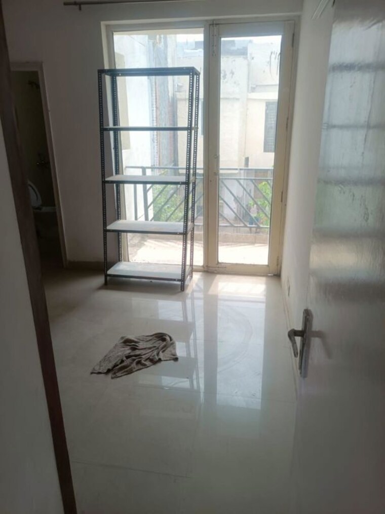 Room, puri-vip-floors 3 Bedroom 1600 Sq.Ft. Builder Floor In Sector 81 Faridabad 10062031