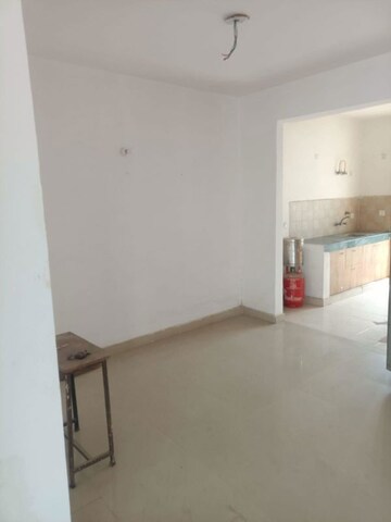 Room in 3 BHK Builder Floor at Puri Vip Floors, Sector 81 – for Sale