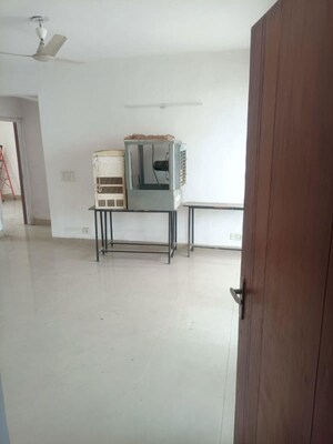 Room in 3 BHK Builder Floor at Puri Vip Floors, Sector 81 – for Sale
