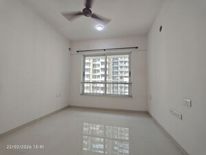 Room in 2 BHK Apartment at Marathon Nexzone, New Panvel – for Rent
