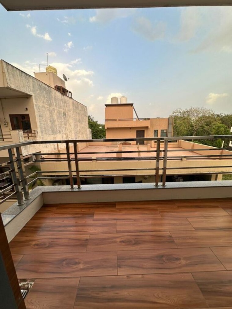 Exterior View, sector 15 ii 2 Bedroom 1000 Sq.Ft. Builder Floor In Sector 15 ii Gurgaon 10062049