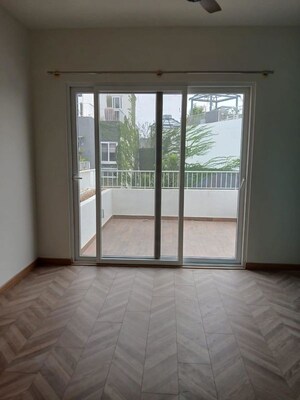 Room in 4 BHK Villa at Assetz Earth And Essence, International Airport Road – for Rent