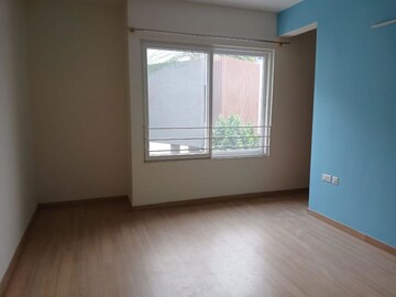 Room in 4 BHK Villa at Assetz Earth And Essence, International Airport Road – for Rent