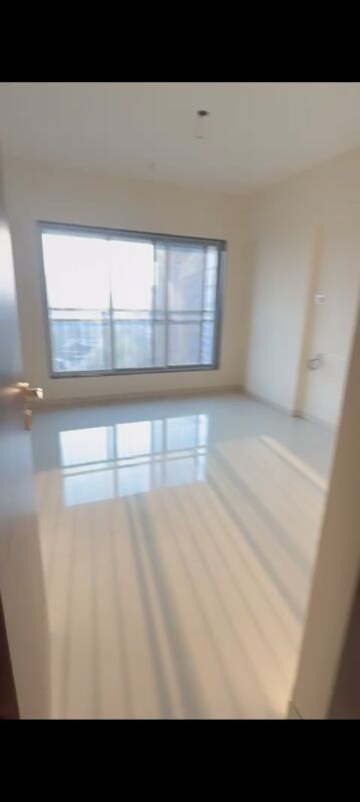 Room in 2 BHK Apartment at Kurla East – for Rent