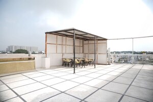  Pg – Exterior View View at Sector 23 - for Rent