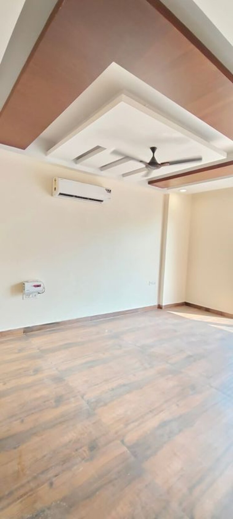Room, dlf-cyber-park 2 Bedroom 1441 Sq.Ft. Apartment In Sector 20 Gurgaon 10062140