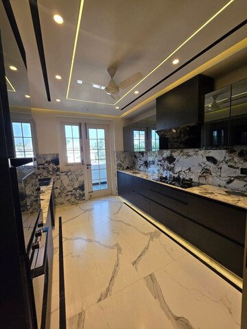 Kitchen in 2.5 BHK Apartment at DLF Cyber Park, Sector 20 – for Rent