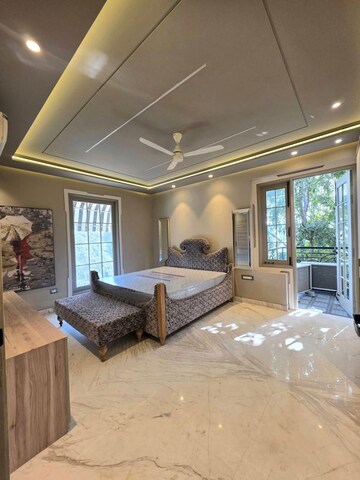 Living Room in 2.5 BHK Apartment at DLF Cyber Park, Sector 20 – for Rent