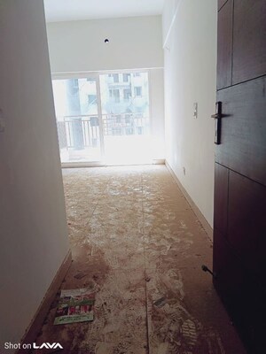 Room in 3 BHK Apartment at Ace Divino, Sector 1 Greater Noida – for Rent