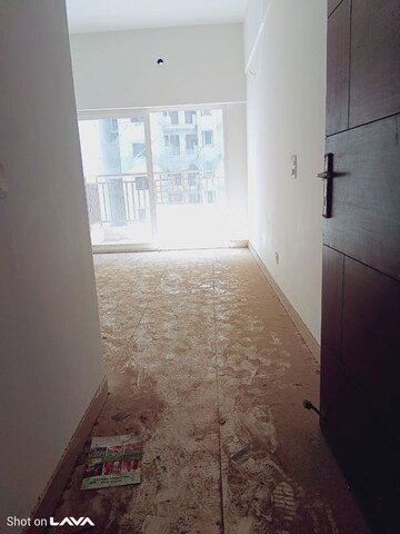 Room in 3 BHK Apartment at Ace Divino, Sector 1 Greater Noida – for Rent