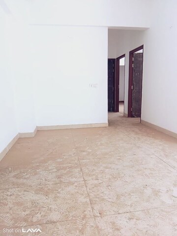 Room in 3 BHK Apartment at Ace Divino, Sector 1 Greater Noida – for Rent