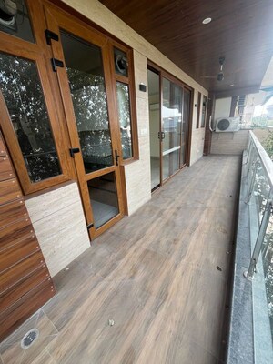 Balcony in 3 BHK Builder Floor at Sector 14 – for Rent