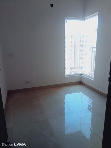 Room in 2 BHK Apartment at Ace Divino, Sector 1 Greater Noida – for Rent