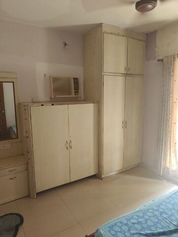 Room in 2 BHK Apartment at Mudit Garden, Kopar Khairane – for Rent