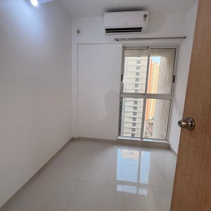 Room in 2.5 BHK Apartment at Lodha Codename Premier, Mangaon – for Rent