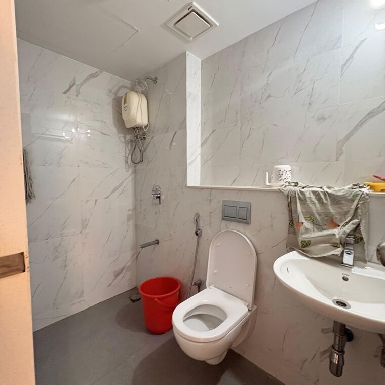 Attached Bathroom, lodha-codename-premier 2.5 Bedroom 759 Sq.Ft. Apartment In Mangaon Thane 10062188